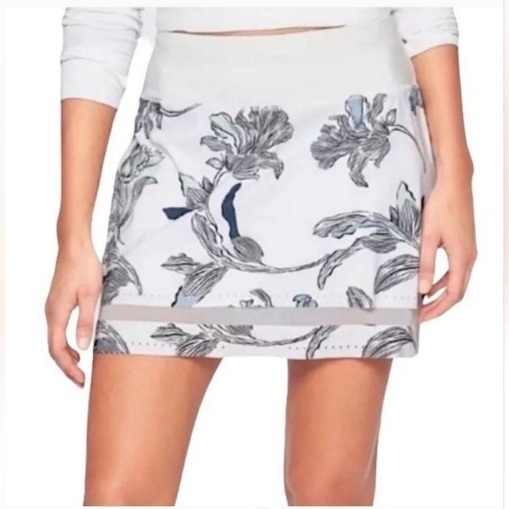 Athleta Laser Run Skort White Floral Nouveau Print Tennis Size S